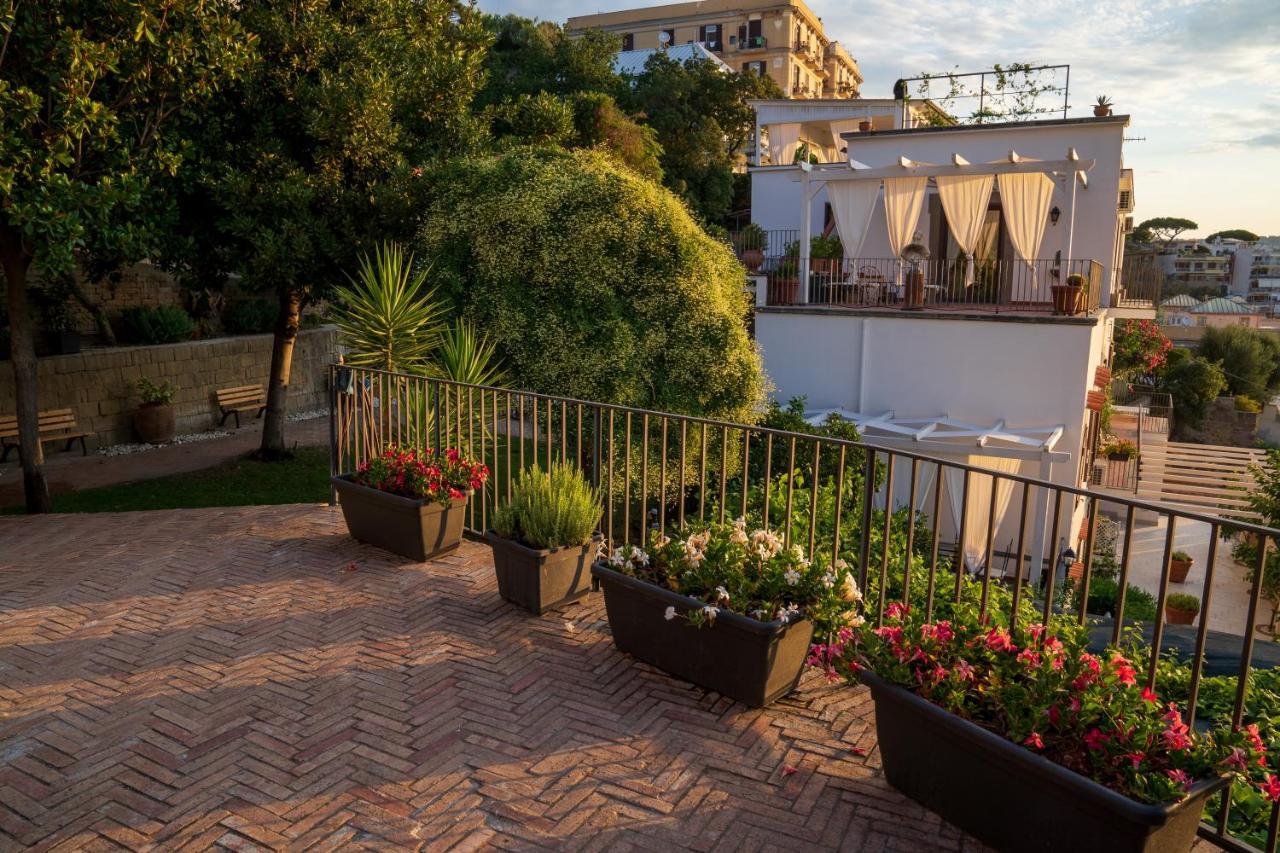 Le Stanze Di Sissi - Luxury Suites Nápoles Exterior foto